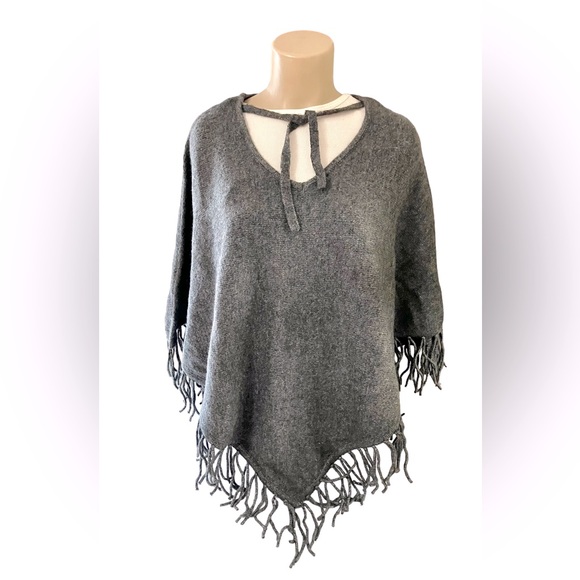 New Wrangler Gray Poncho Fringed V-neck Women's Sz Small NWT Retro Shawl Pull On - Picture 1 of 6